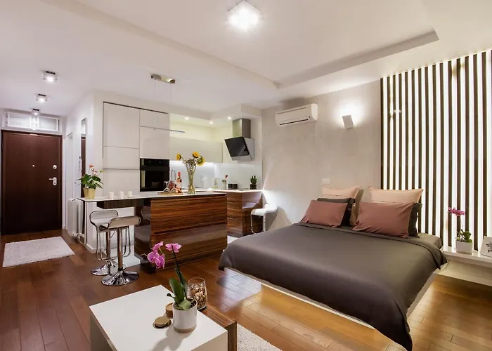 Leo Modern Urban Stay, Self Check-in, Free Garage 베오그라드