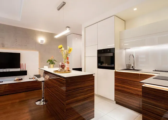 Leo Modern Urban Stay, Self Check-in, Free Garage 아파트