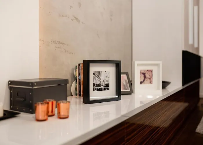 아파트 Leo Modern Urban Stay, Self Check-in, Free Garage *