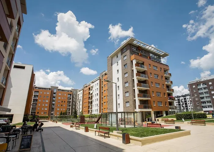 Leo Modern Urban Stay, Self Check-in, Free Garage 아파트 베오그라드